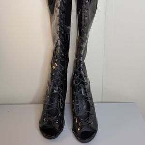 THIGH HIGH lace up CHUNKY HEEL pleather wet look boots with open toe and zipper
